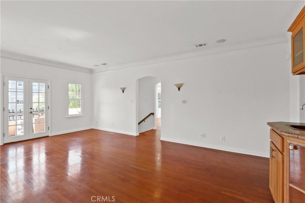 1131 E 2nd