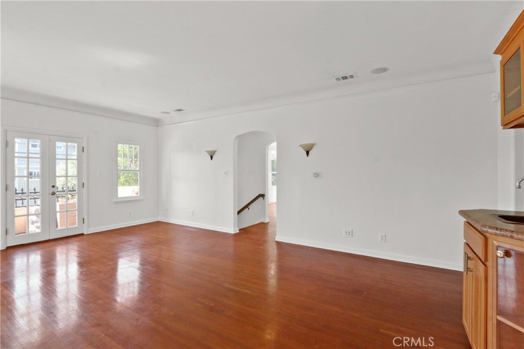 1131 E 2nd