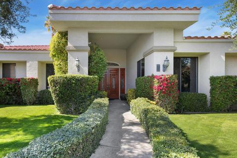 Photo of 35 Bonita, Rancho Mirage, CA 92270 (MLS # 219139388DA)