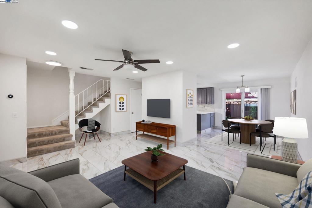 TWIN CREEK GRDN - Residential