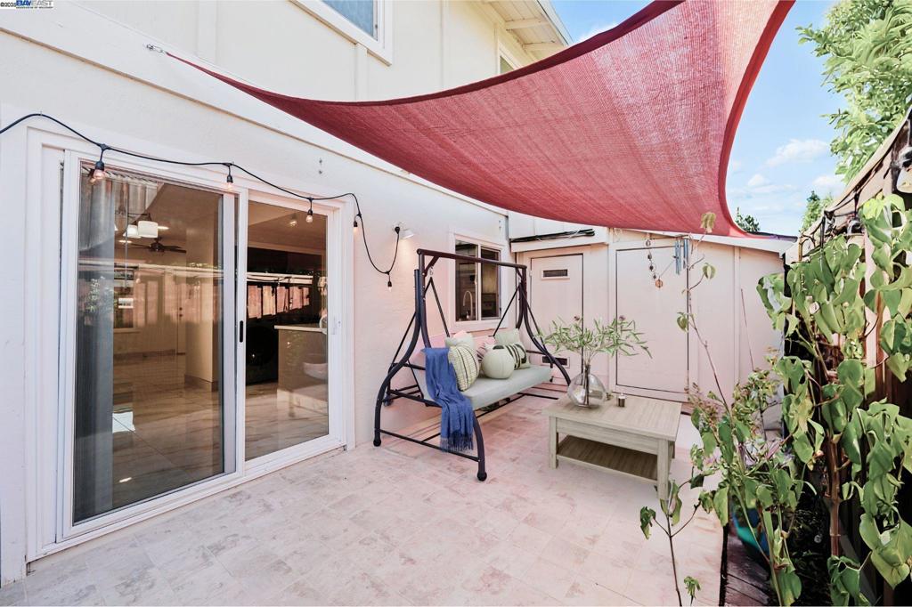 TWIN CREEK GRDN - Residential