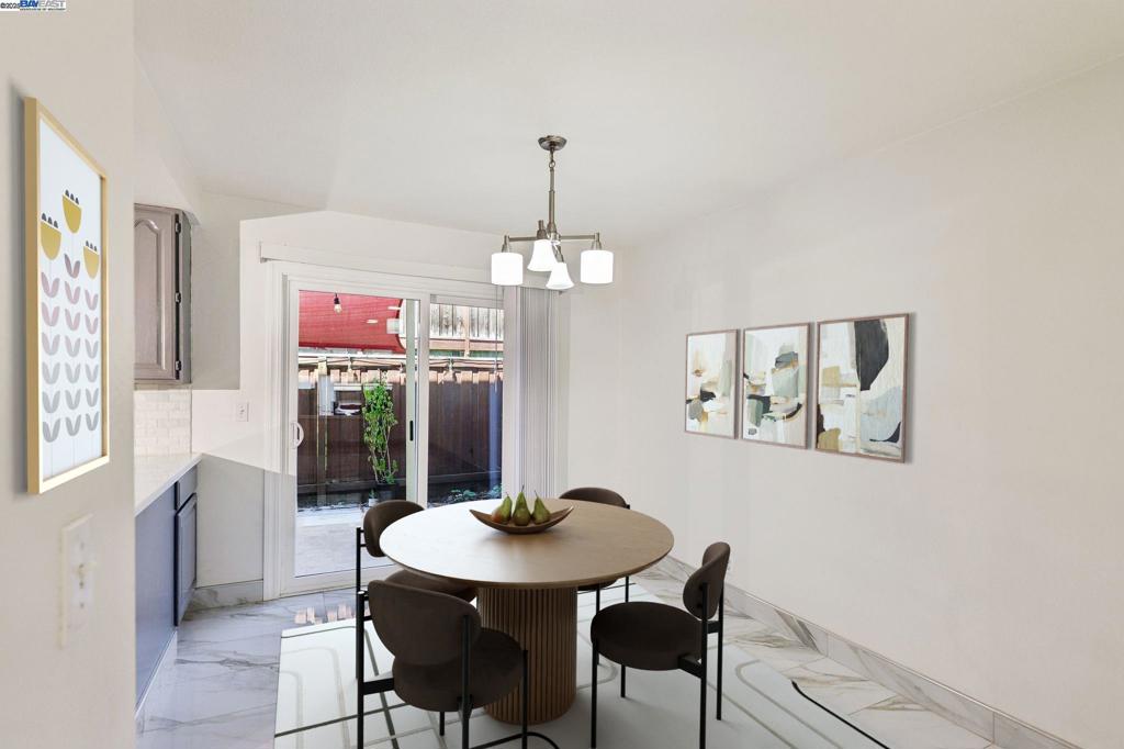 TWIN CREEK GRDN - Residential