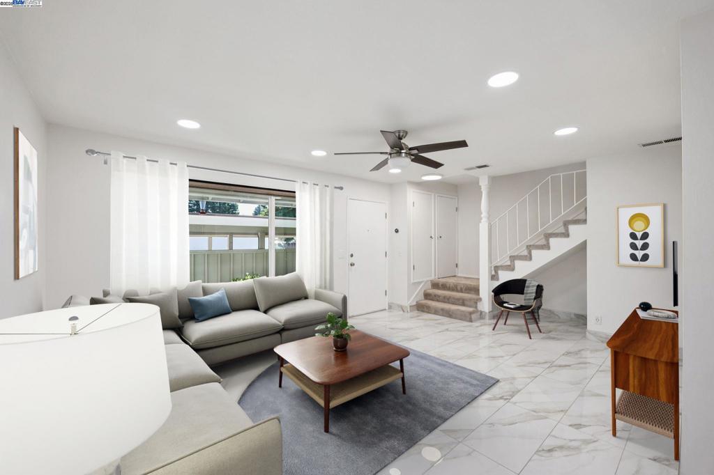 TWIN CREEK GRDN - Residential