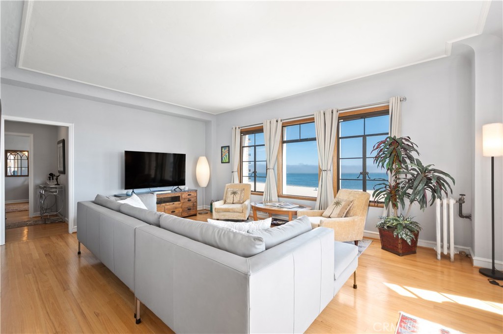 800 E Ocean Blvd 801
