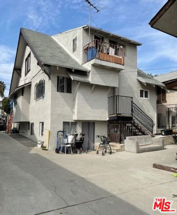 524 N Cummings Street