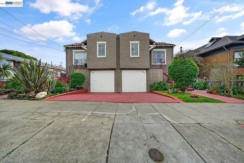 Photo of 940 940 Delaware St St, Berkeley, CA 94710 (MLS # 41125182)