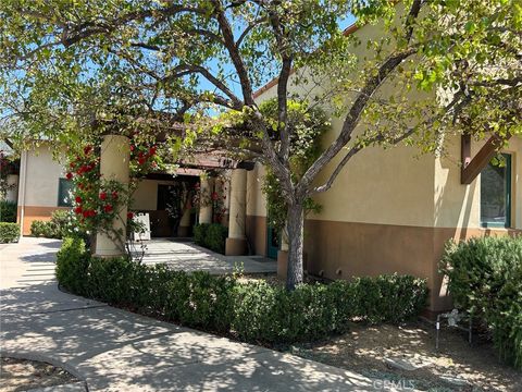 Photo of 407 Bryant Circle #A, Ojai, CA 93023 (MLS # SR25172519)