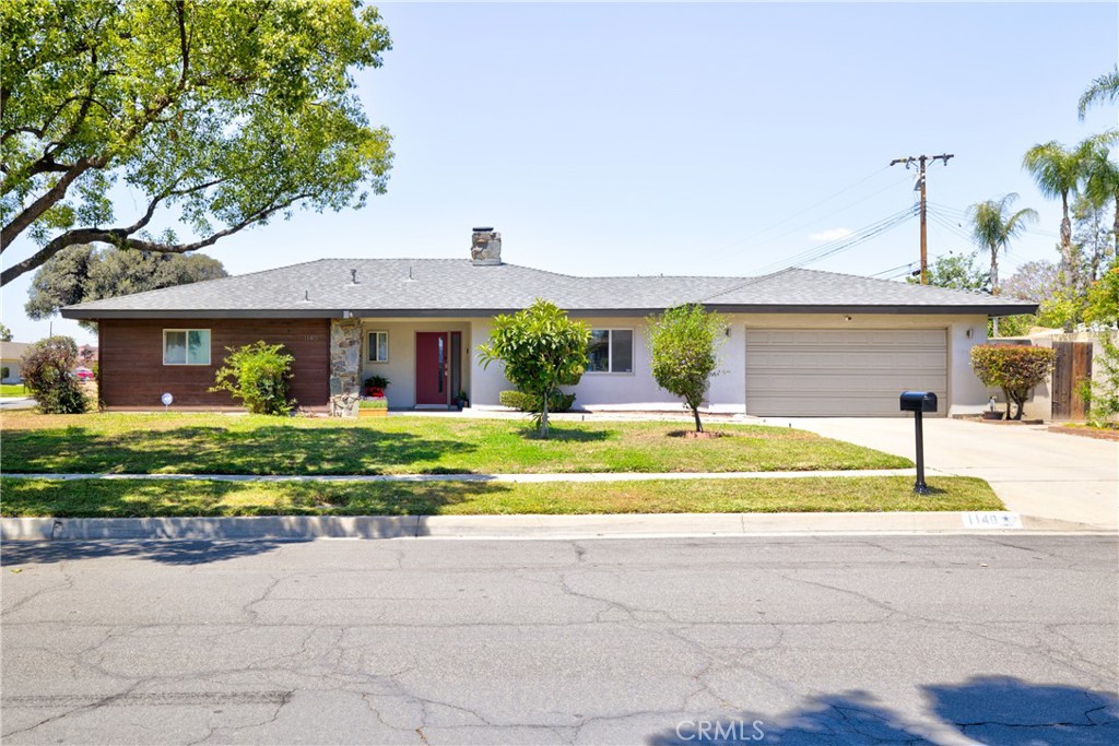 1140 N Belden