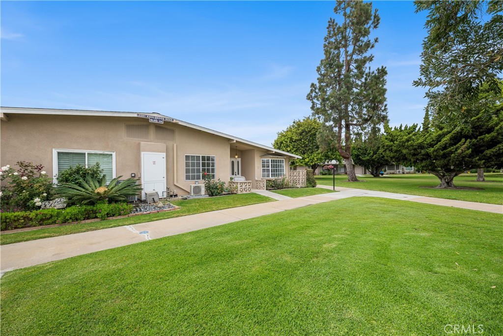 1281 Knollwood 44L