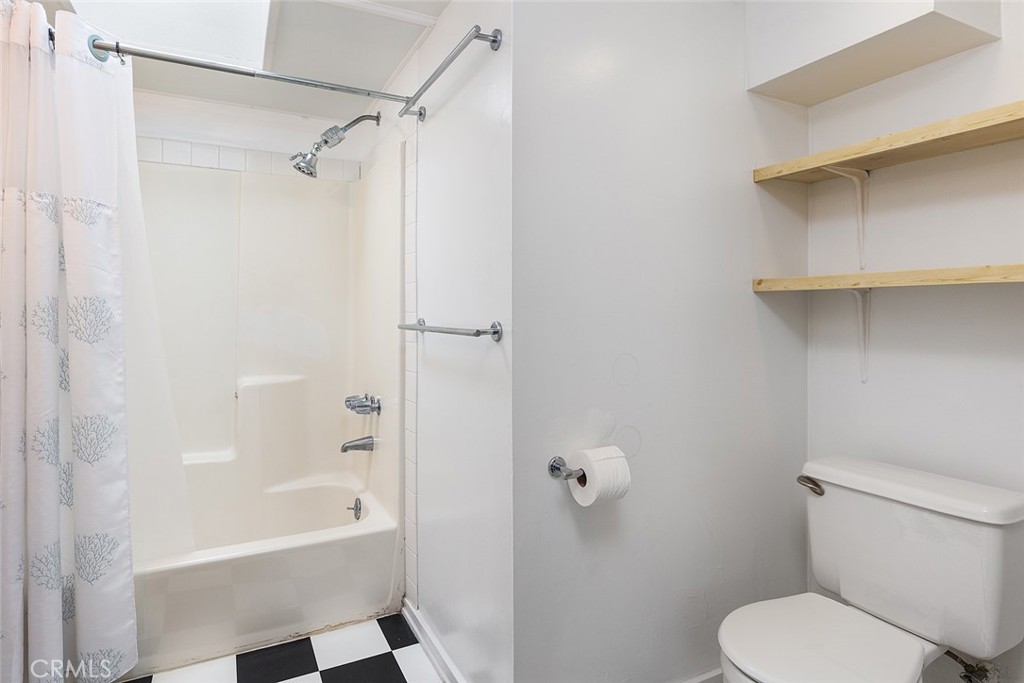 Properties 4 1310 Ontario Avenue
