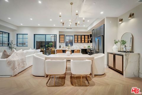 Tiny photo for 656 Huntley Drive #102, West Hollywood, CA 90069 (MLS # 25622481)