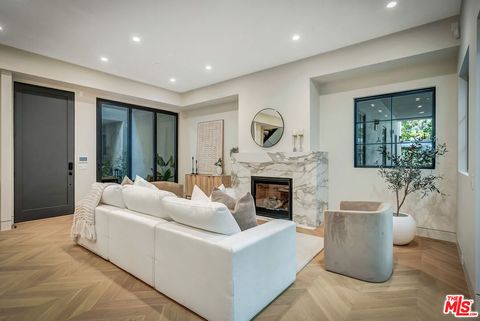 Tiny photo for 656 Huntley Drive #102, West Hollywood, CA 90069 (MLS # 25622481)