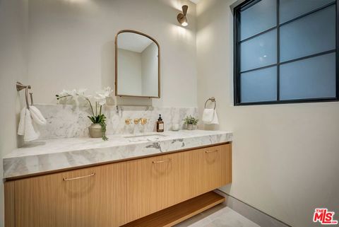 Tiny photo for 656 Huntley Drive #102, West Hollywood, CA 90069 (MLS # 25622481)