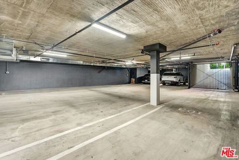 Tiny photo for 656 Huntley Drive #102, West Hollywood, CA 90069 (MLS # 25622481)