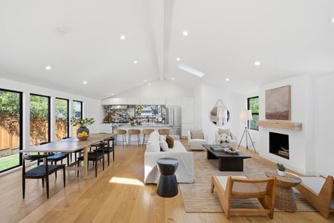 Photo of 909 Sunnybrae Boulevard, San Mateo, CA 94402 (MLS # ML82039588)