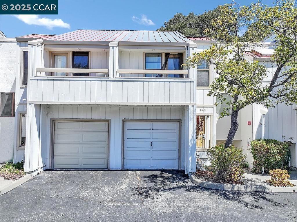 Photo of 130 Creekside Court, El Sobrante, CA 94803 (MLS # ML82025599)