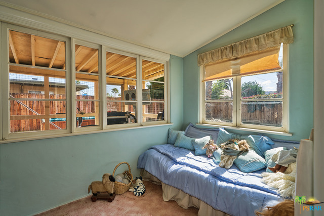 Warm Sands - Residential