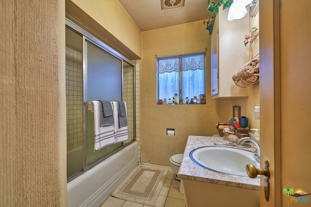 Warm Sands - Residential