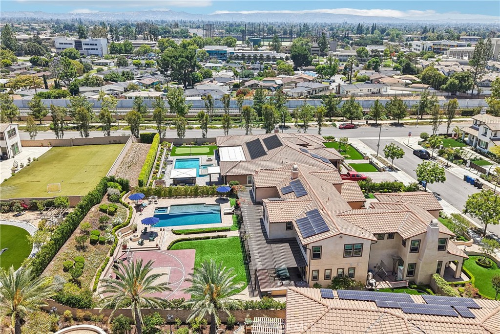 250 Clementine Court