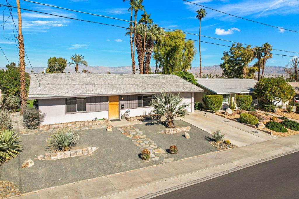 Palm Desert Country - Residential Lease