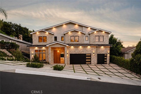 Photo of 16258 Bertella DR, Encino, CA 91436 (MLS # SR26167638)