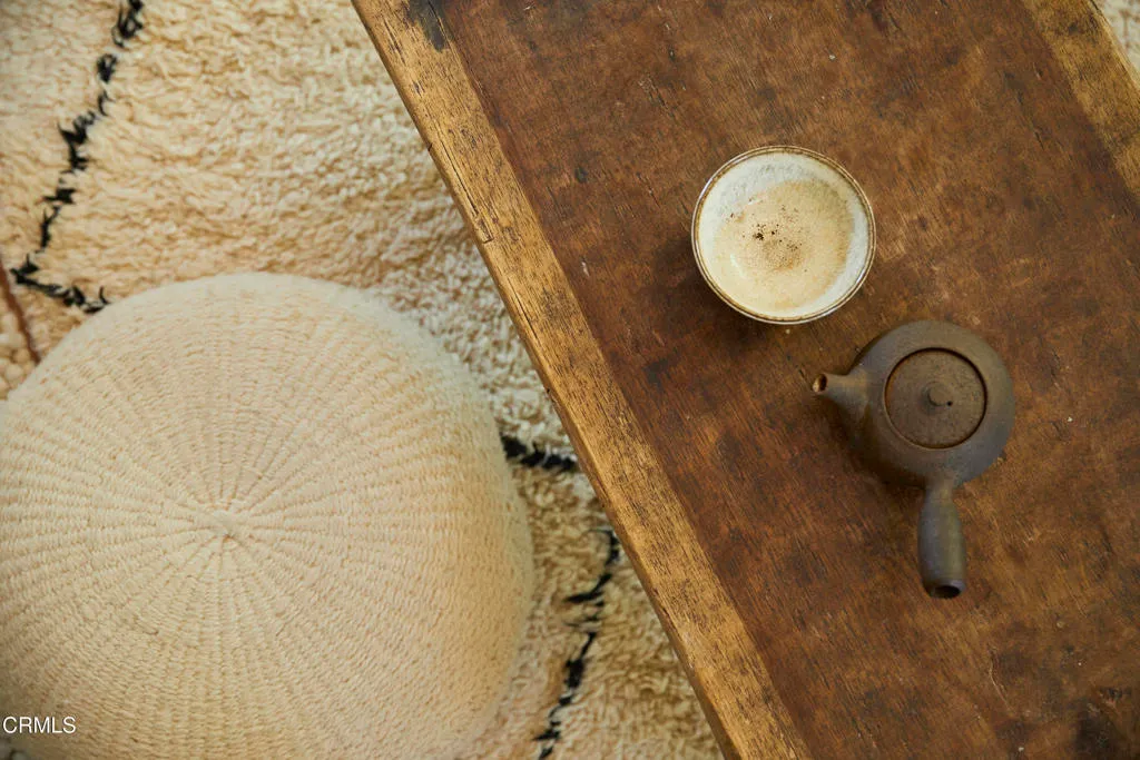 Ojai, California 93023, United States, 6 Bedrooms Bedrooms, ,5 BathroomsBathrooms,Residential,Active,204160