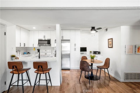 Photo of 25712 Le Parc #22, Lake Forest, CA 92630 (MLS # OC26218820)