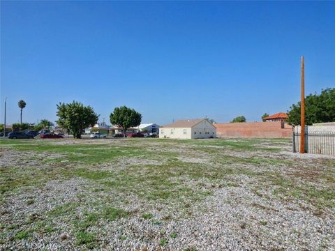 22108 Avalon Carson CA 90745