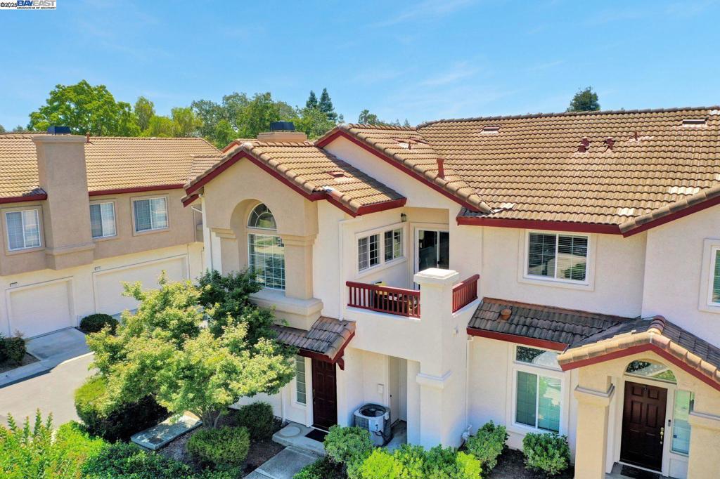 Welcome to your dream home in the highly sought-after Verona community! This beautifully maintained corner unit offers 2 bedrooms and 2 bathrooms across 1,302 square feet of elegant living space. Built in 1995, it exudes charm with its abundant natural light, complemented by fresh interior paint and new carpeting that enhance its modern appeal. As you enter, you'll be greeted by a spacious living area perfect for relaxation and entertainment. The master bedroom is generously sized, providing a serene retreat with ample storage. A cozy dining area adjoins the well-equipped kitchen, making it ideal for hosting dinners or enjoying casual meals. For added convenience, this home boasts an in-unit laundry setup. Situated within a short drive to downtown Pleasanton, you'll have easy access to a vibrant array of shops, restaurants, and community events. The nearby sports park offers a plethora of recreational opportunities for outdoor enthusiasts. Experience the perfect balance of comfort and lifestyle in this delightful home. Don't miss the opportunity to make it yours!