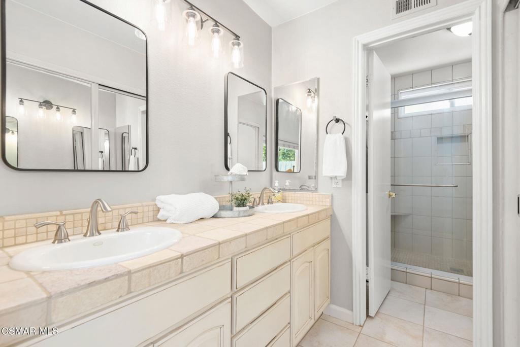 Westoaks-126 - 1000352 - Residential