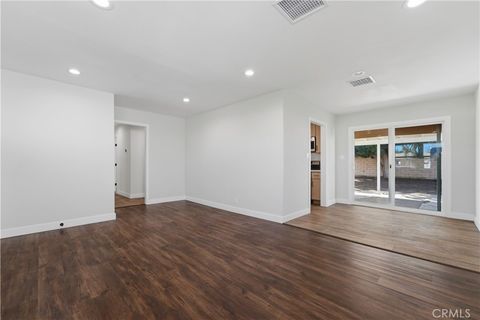 Tiny photo for 2293 Lupin St, Simi Valley, CA 93065 (MLS # SR26049932)