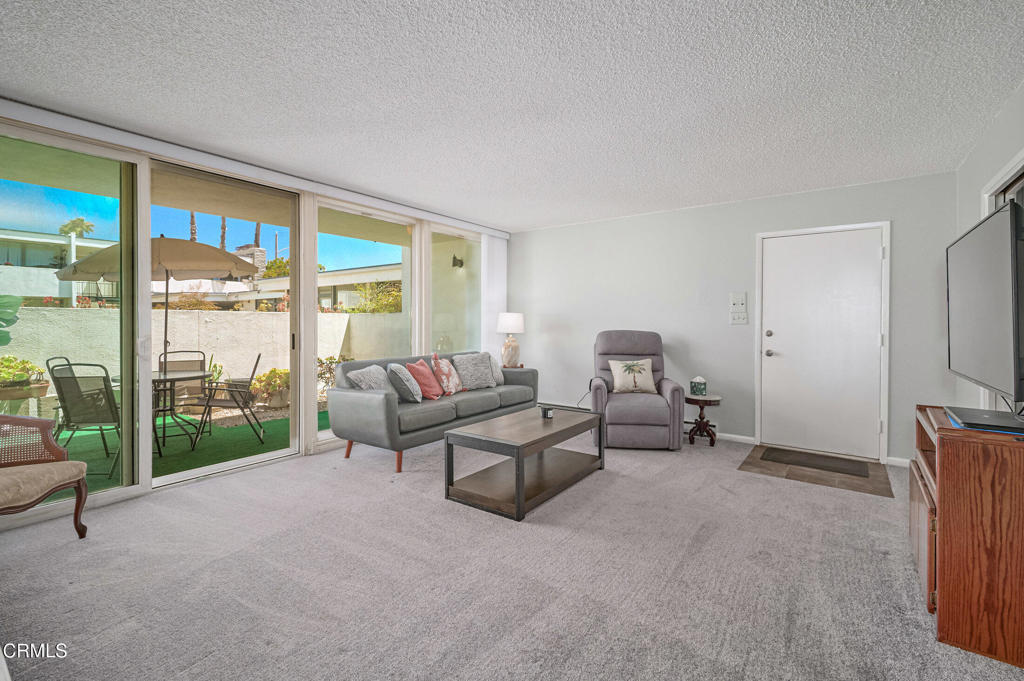 1363 Edgewood Way 63