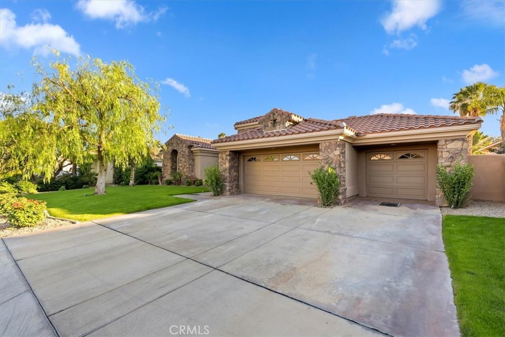 Mira Vista (32145) - Residential