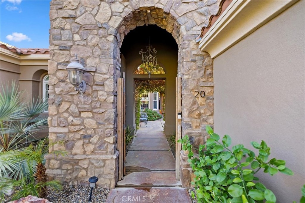 Mira Vista (32145) - Residential