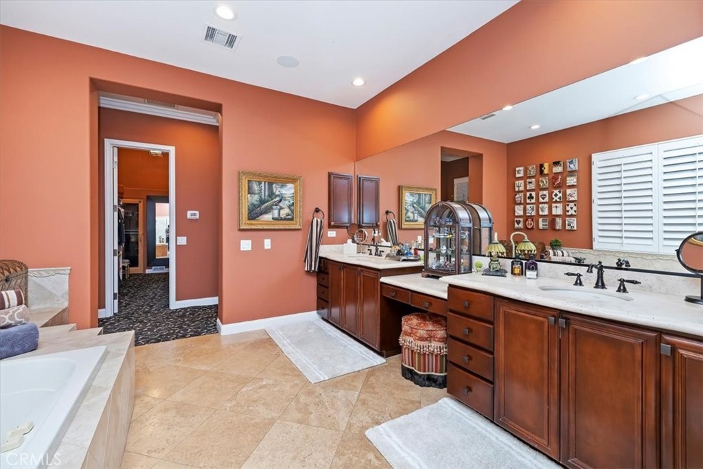 Mira Vista (32145) - Residential