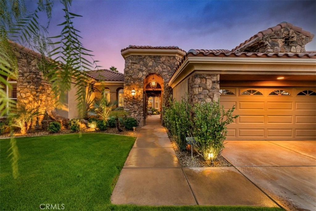 Mira Vista (32145) - Residential