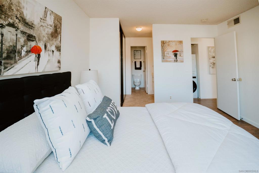Mira Mesa - Residential
