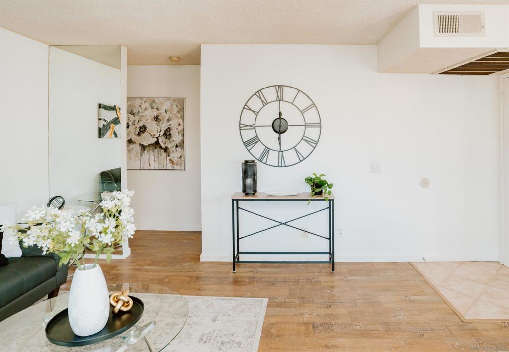 Mira Mesa - Residential