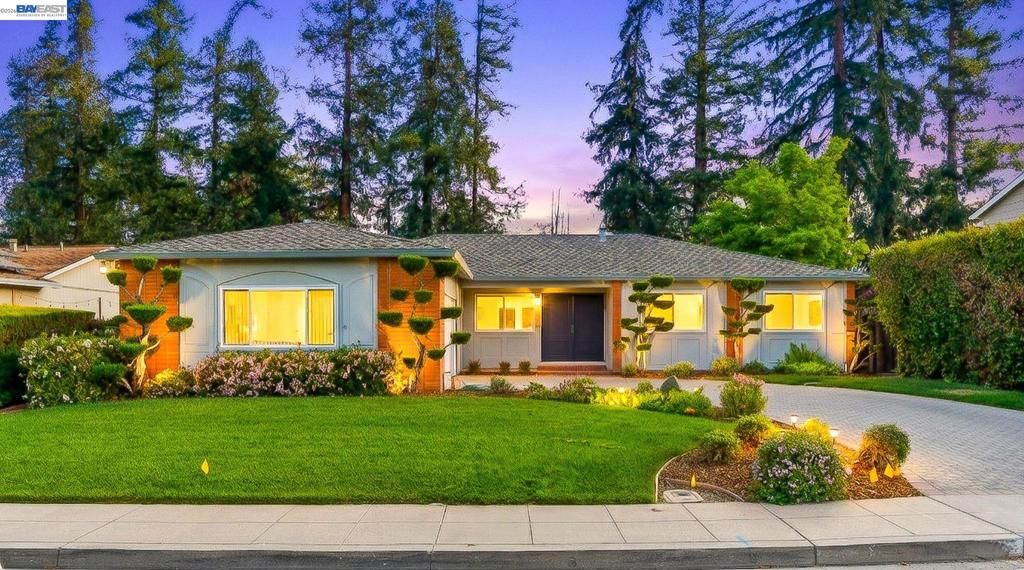 Photo of 2645 Swanson Way Way, Mountain View, CA 94040 (MLS # 41128566)