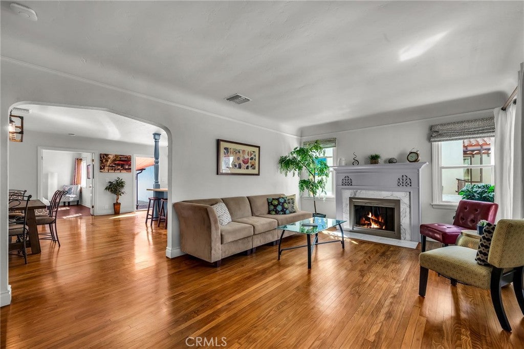 1222 Beech