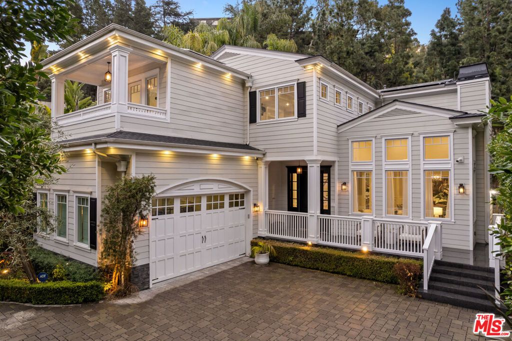 Photo of 1836 Laurel Canyon Boulevard, Los Angeles, CA 90046 (MLS # 25582685)