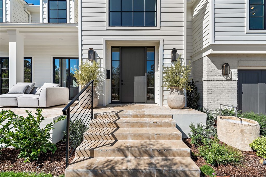 1963 Port Edward Place