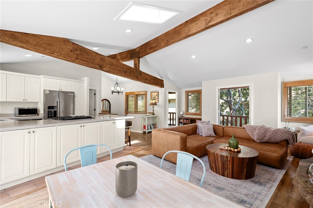 2072 Hidden Valley Canyon