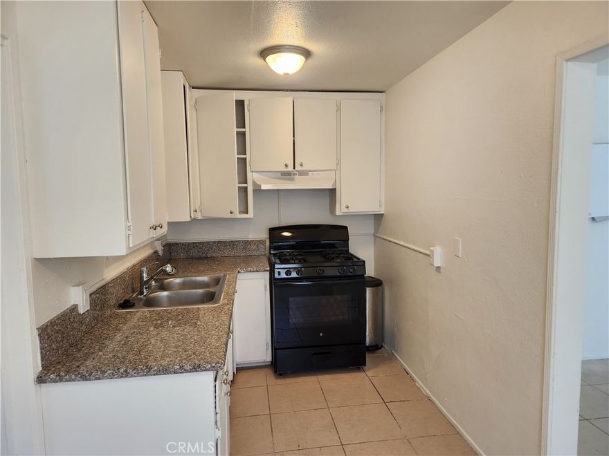 Investment duplex with both units rented out for rental income in Desert Hot Springs. Front unit has a 1 bedroom, 1 bath with extra room, upgrades throughout including granite countertops. The back unit is a studio with kitchenette with granite countertops. Both units have new plumbing and paint.
