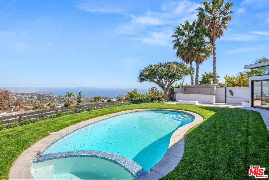 Jaw dropping ocean views! Almost a half an acre, gorgeous property at the end of a wonderful cul de sac in Marquez Knolls. Be part of the rebuild! ***Photos were taken prior to the January 7th fire.