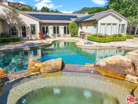 Photo of 29734 Mulholland Highway, Agoura Hills, CA 91301 (MLS # 25540955)