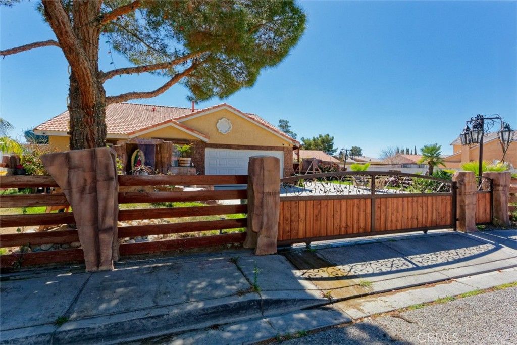 Photo of 11771 Dana Drive, Adelanto, CA 92301 (MLS # HD26054209)