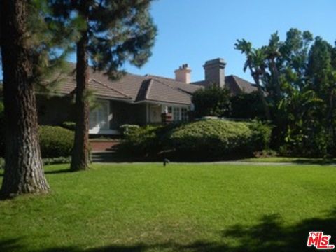 2115 Stoney Hill Road Los Angeles CA 90049