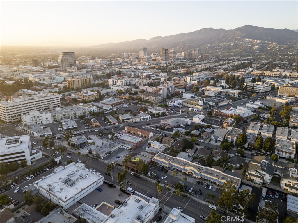 627 E Colorado Street