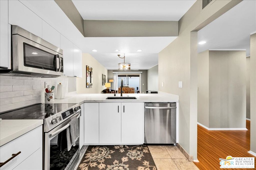 Mountain View Villas - Residential